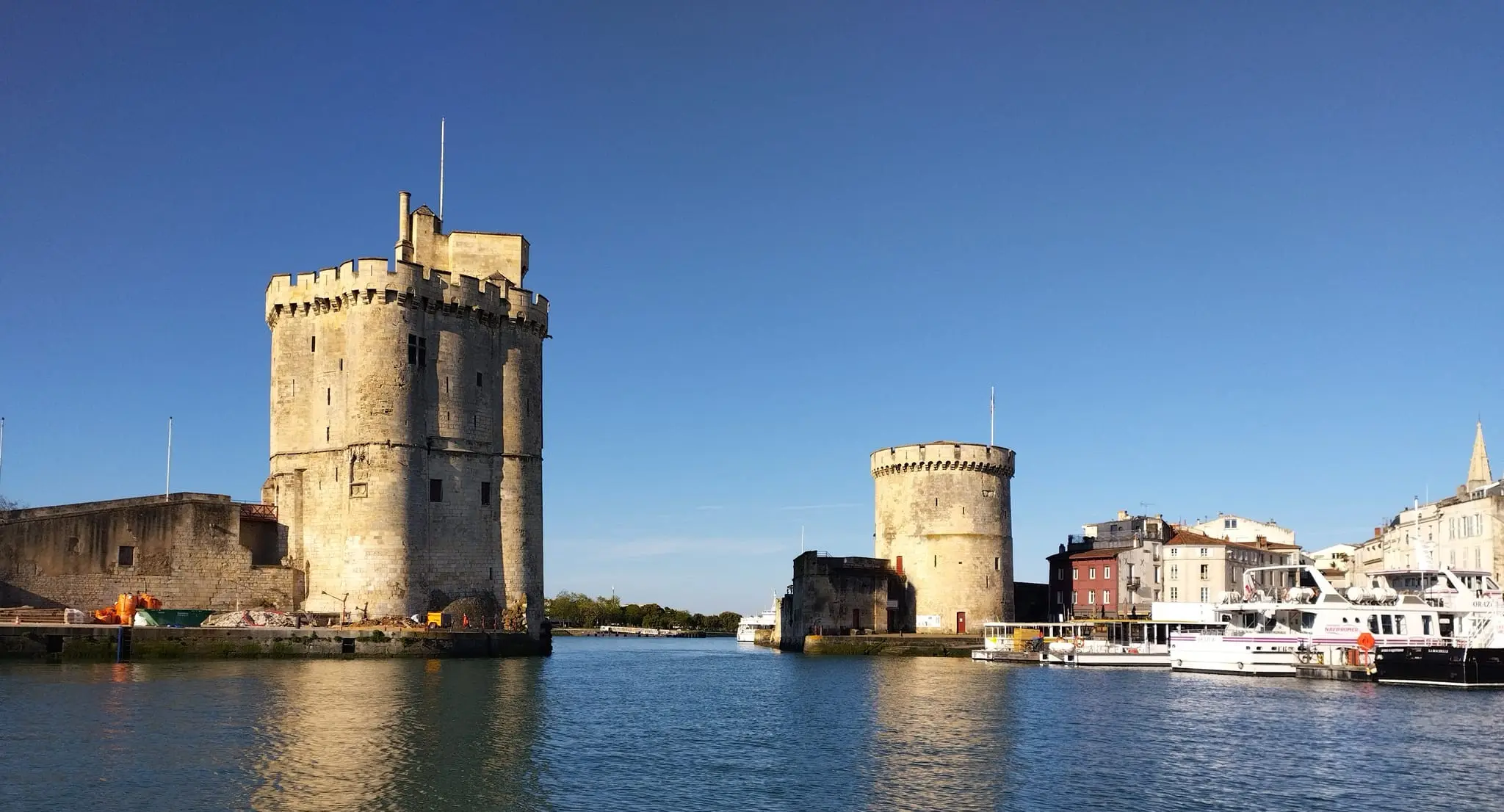 tours saint nicolas et de la chaîne