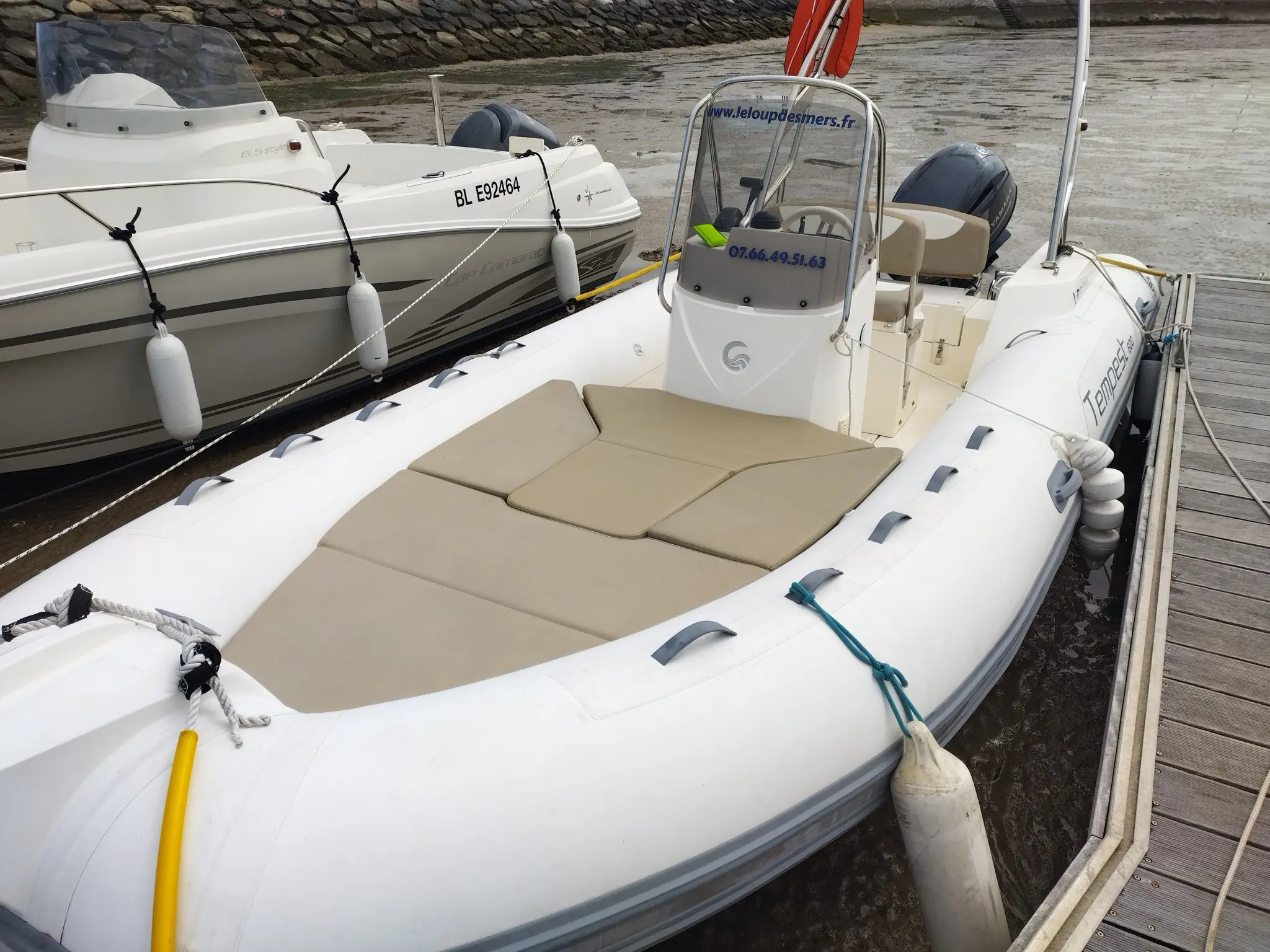 bateau capelli tempest à louer