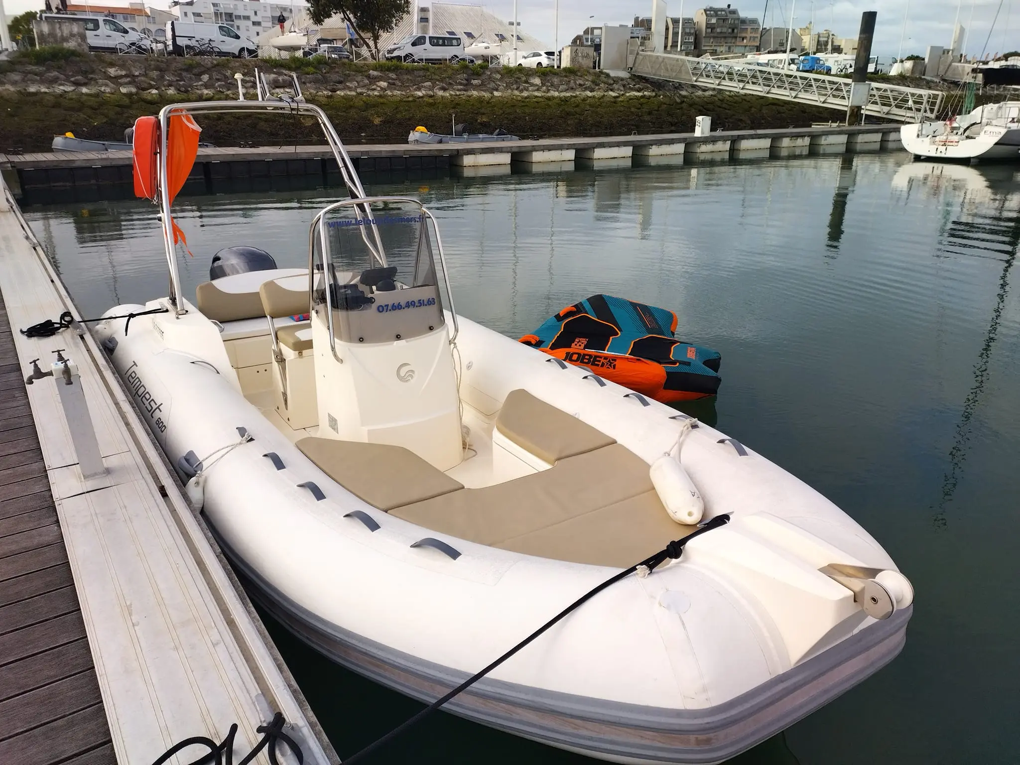 bateau capelli tempest à louer